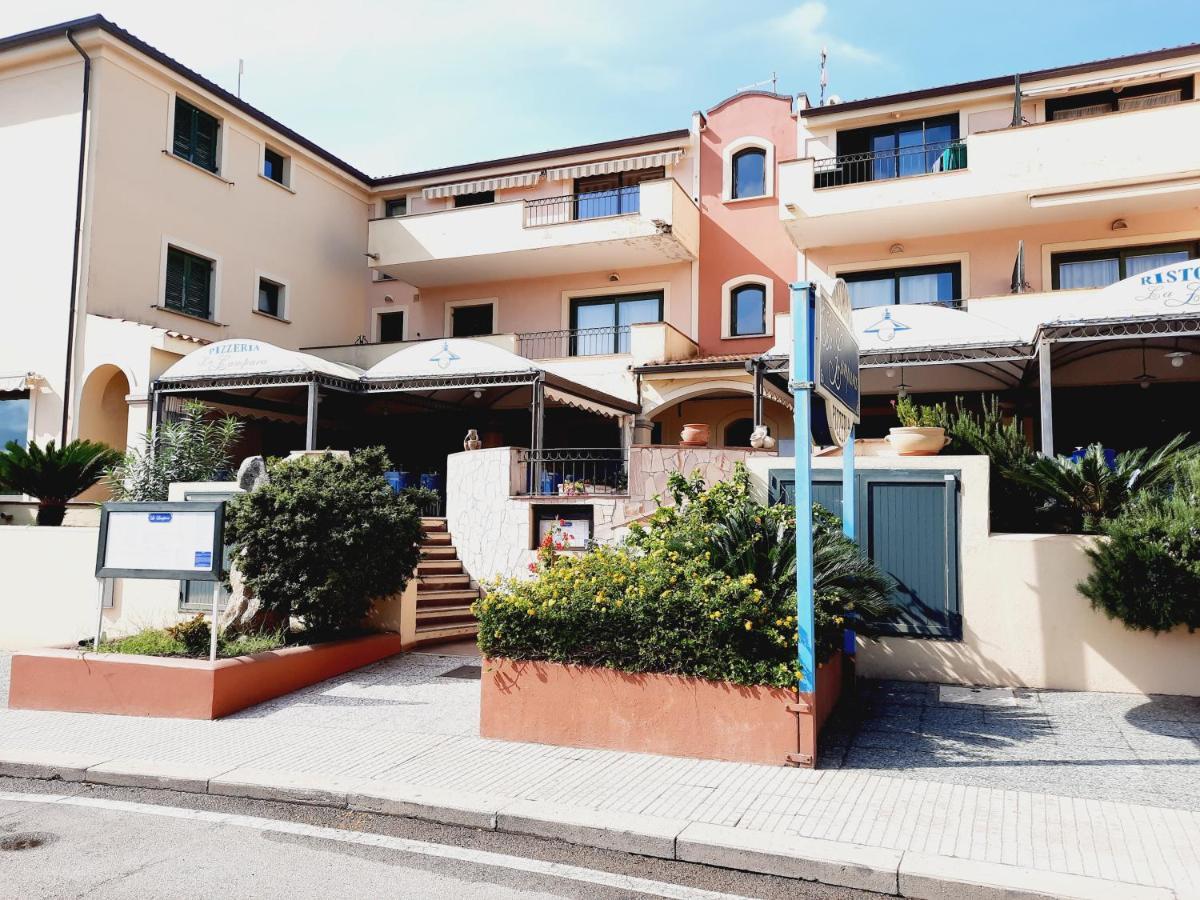 Апартаменты La Residenza Del Porto Санта-Тереза-Галлура Экстерьер фото