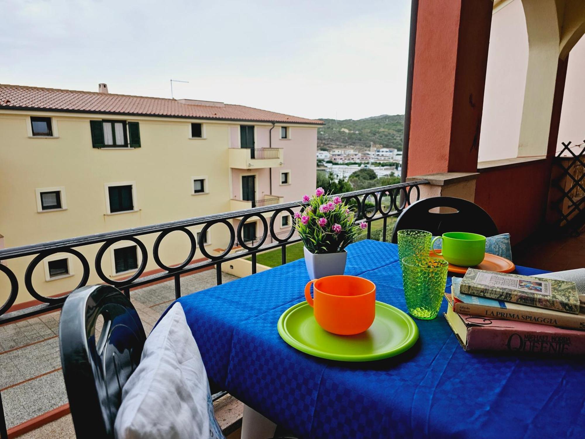 Апартаменты La Residenza Del Porto Санта-Тереза-Галлура Номер фото